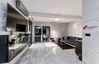 Alquiler de un elegante piso de 2 habitaciones, 42 m², con sauna y jacuzzi en el distrito de Vozdovac, Belgrado, Serbia